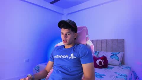 ADRIAN online show from 03/31/26, 06:41