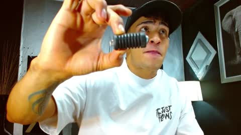   online show from 12/19/24, 12:23