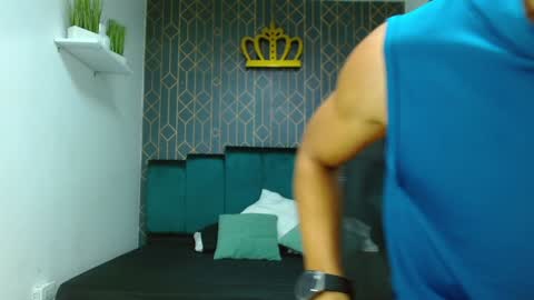   online show from 01/09/25, 11:47