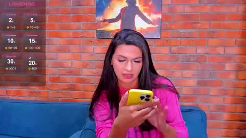 Snapshot of adriana1_ chatting on 11/07/25, 09:37 Adriana online show from 11/07/25, 09:37