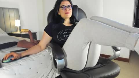 Adriana online show from 04/11/26, 02:27