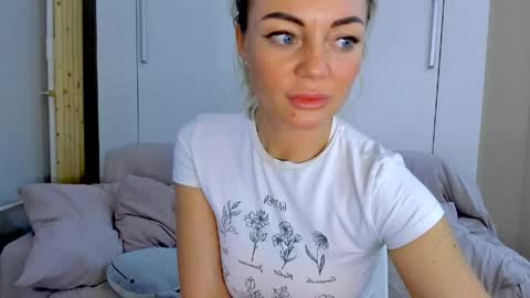 Adriana online show from 04/25/26, 01:41