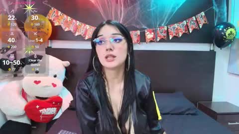 Adri  online show from 11/02/25, 12:13