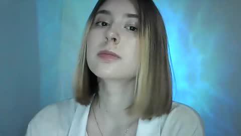 adrianabliss_ online show from 10/07/25, 07:27