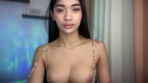 Adriana online show from 10/05/25, 01:42