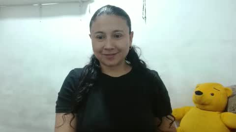 Snapshot of adrianatellez chatting on 09/23/25, 01:14 Adriana Tellez online show from 09/23/25, 01:14