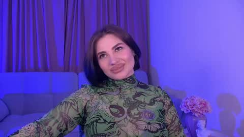 Snapshot of adrianatores chatting on 05/26/26, 07:10 AdrianaTores online show from 05/26/26, 07:10
