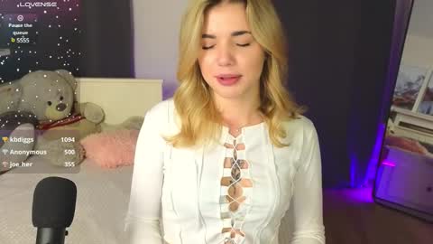 adrianawow1 online show from 03/08/25, 03:39