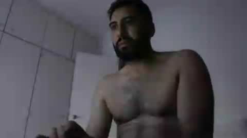 Snapshot of adrianbcn chatting on 07/05/26, 06:37 CADRIA6 online show from 07/05/26, 06:37