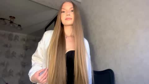 Caroline online show from 03/17/26, 02:09