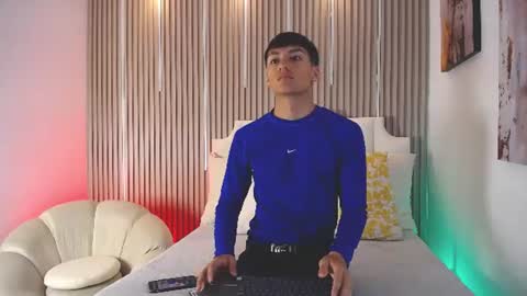Snapshot of adrianstark_ chatting on 06/28/26, 12:33 adrianstark_ online show from 06/28/26, 12:33