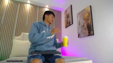 Snapshot of adrianstark_ chatting on 07/01/26, 12:29 adrianstark_ online show from 07/01/26, 12:29