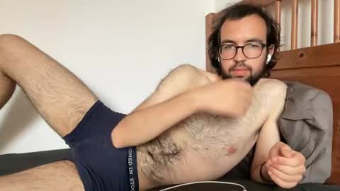 Snapshot of adrien_b chatting on 07/11/26, 06:43 adrien_b online show from 07/11/26, 06:43