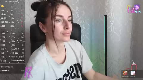 Snapshot of adrihanna chatting on 05/17/26, 06:00 Adriana online show from 05/17/26, 06:00