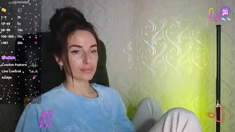 Snapshot of adrihanna chatting on 05/26/26, 06:04 Adriana online show from 05/26/26, 06:04