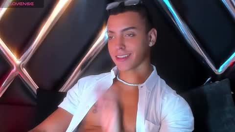 Adrian Lopez online show from 12/06/24, 07:01