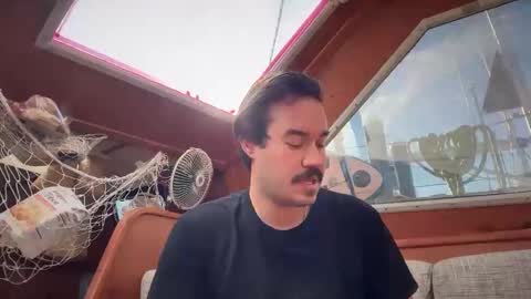 Snapshot of adriiiiiiiiano chatting on 02/24/26, 01:42 adriiiiiiiiano online show from 02/24/26, 01:42