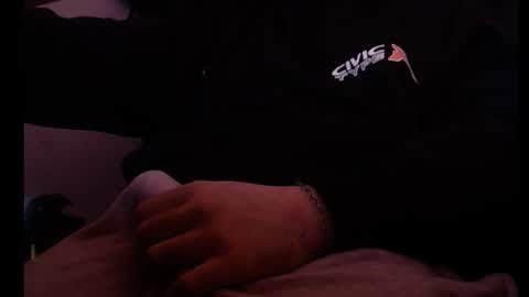 adrisex2002 online show from 02/03/25, 12:14