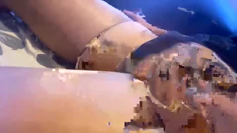 ads008 online show from 10/18/25, 08:59