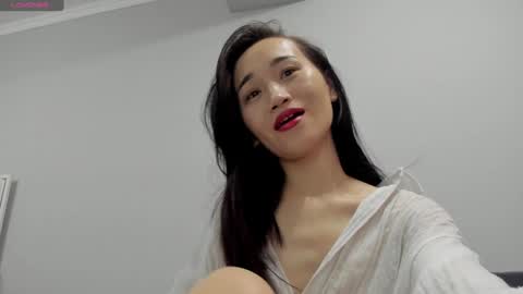 Aenie online show from 12/30/24, 10:10