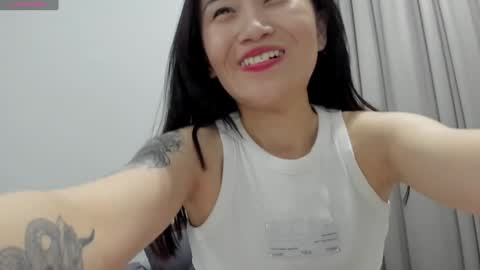 Aenie online show from 12/31/24, 07:18