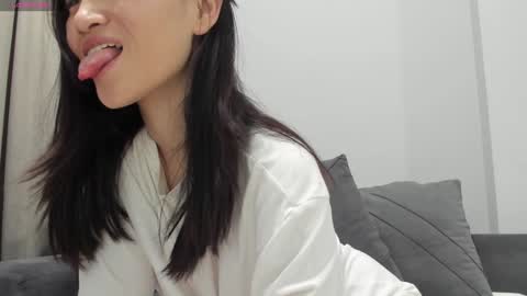 Aenie online show from 01/27/25, 02:46