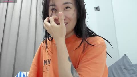 Aenie online show from 02/07/25, 01:22