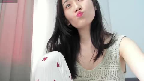 Aenie online show from 02/22/25, 09:23