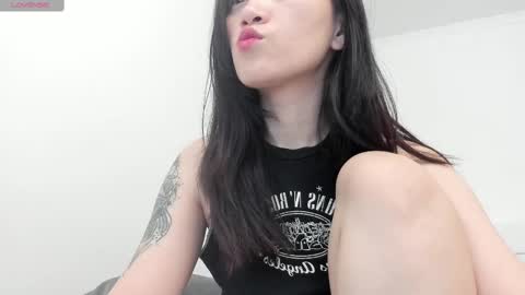 Aenie online show from 03/12/25, 07:24