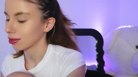 Aelia online show from 02/23/26, 06:38