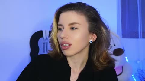 Aelia online show from 03/07/26, 06:38