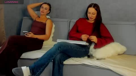 Adele online show from 03/23/26, 06:39