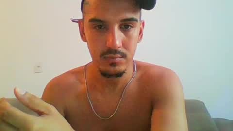 Snapshot of aelucius chatting on 01/20/25, 09:43 Luci online show from 01/20/25, 09:43