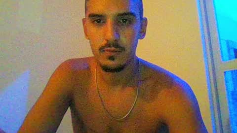 Snapshot of aelucius chatting on 01/23/25, 02:23 Luci online show from 01/23/25, 02:23