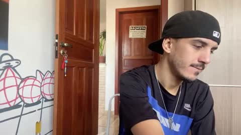 Snapshot of aelucius chatting on 09/09/25, 06:40 Luci online show from 09/09/25, 06:40