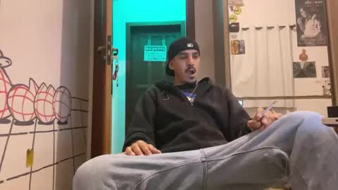 Snapshot of aelucius chatting on 09/29/25, 01:44 Luci online show from 09/29/25, 01:44