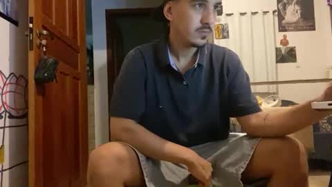 Snapshot of aelucius chatting on 10/18/25, 02:03 Luci online show from 10/18/25, 02:03