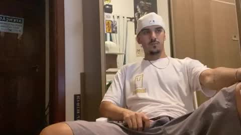 Luci online show from 11/06/25, 03:40