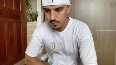 Luci online show from 02/05/26, 05:50