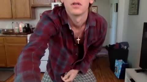 Snapshot of aestheticform chatting on 10/26/25, 04:35 aesthetic form online show from 10/26/25, 04:35