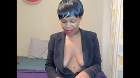 AfricanSquirtQueen online show from 02/22/26, 05:30
