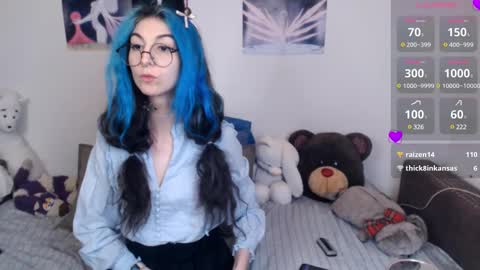 Snapshot of afina_blessyou chatting on 02/15/25, 09:49 Afina online show from 02/15/25, 09:49