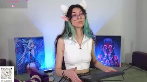 Snapshot of afina_blessyou chatting on 11/29/25, 02:47 Afina online show from 11/29/25, 02:47