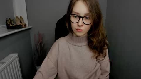 Snapshot of afinacutie chatting on 12/28/24, 11:30 Afina online show from 12/28/24, 11:30