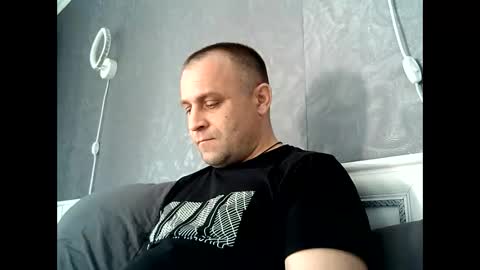 Sasha online show from 02/25/25, 12:03