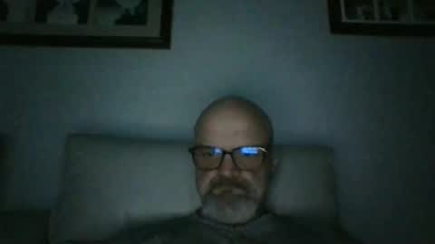 afr10221966 online show from 01/14/25, 02:29