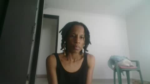 Snapshot of africadeluxe chatting on 02/23/25, 04:35 Africa online show from 02/23/25, 04:35