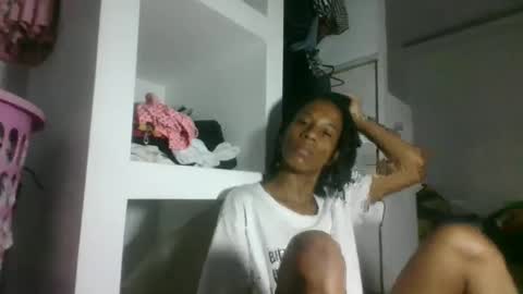 Snapshot of africadeluxe chatting on 03/11/25, 10:09 Africa online show from 03/11/25, 10:09