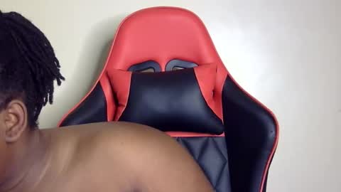 stella online show from 11/17/25, 03:40