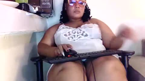 loise online show from 02/19/26, 08:05